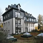 In Fir With A Balcony Or A Terrace شقة تانه